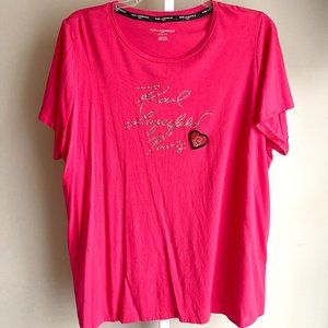 KARL LAGERFELD PARIS XXL Signature Sequin Script Logo Patch Short Sleeve Tee 2X